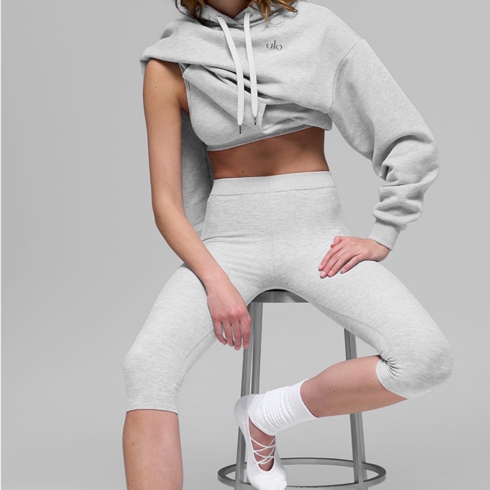 ALO Alosoft High-Waist Iconic 90's Capri NEW